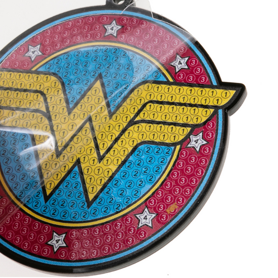 "Wonder Women" Crystal Art Backpack Charm Kit DC Before