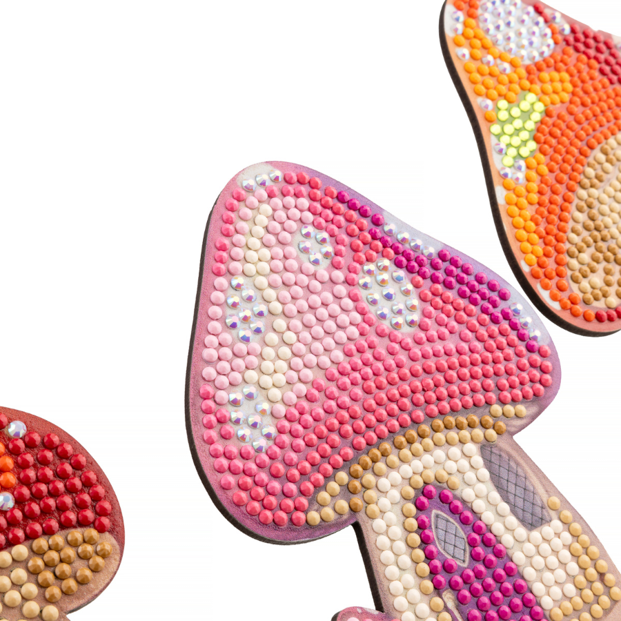 Mushroom Houses Crystal Art Decoration Kit