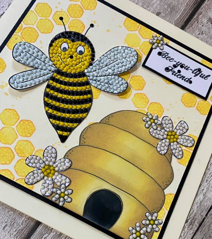 CCST23: Craft Buddy Buzzing Bee Crystal Art A6 Stamp Set