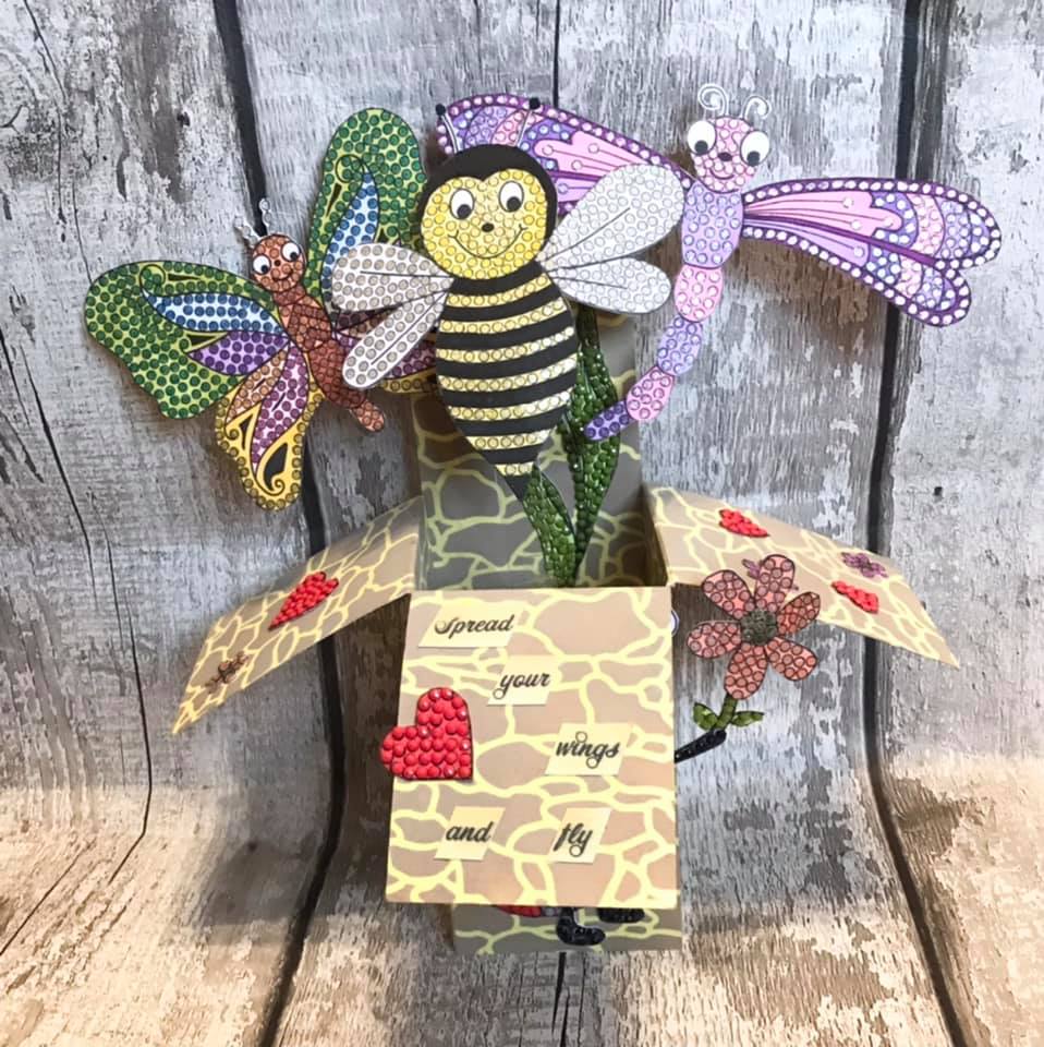 CCST23: Craft Buddy Buzzing Bee Crystal Art A6 Stamp Set