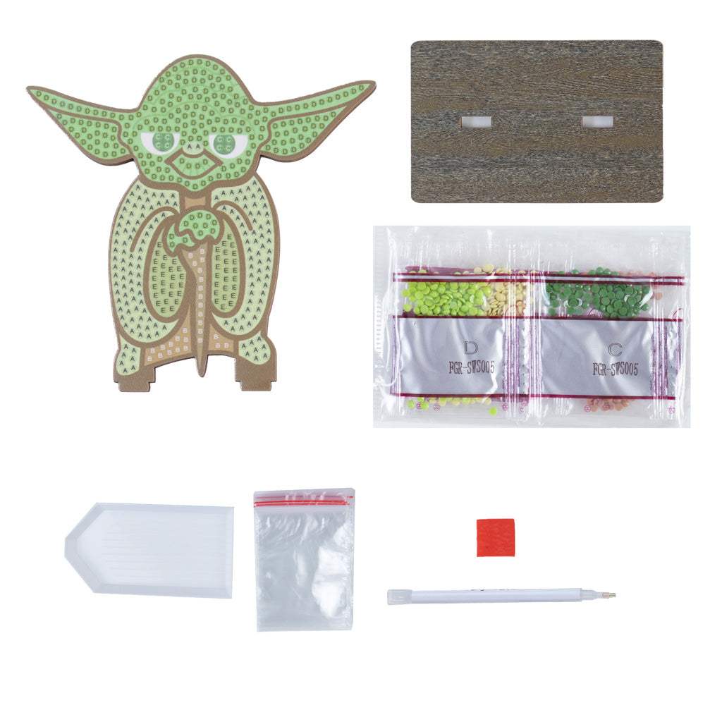 Load image into Gallery viewer, CAFGR-SWS005: &amp;quot;Yoda&amp;quot; Crystal Art Buddy Star Wars Series 1
